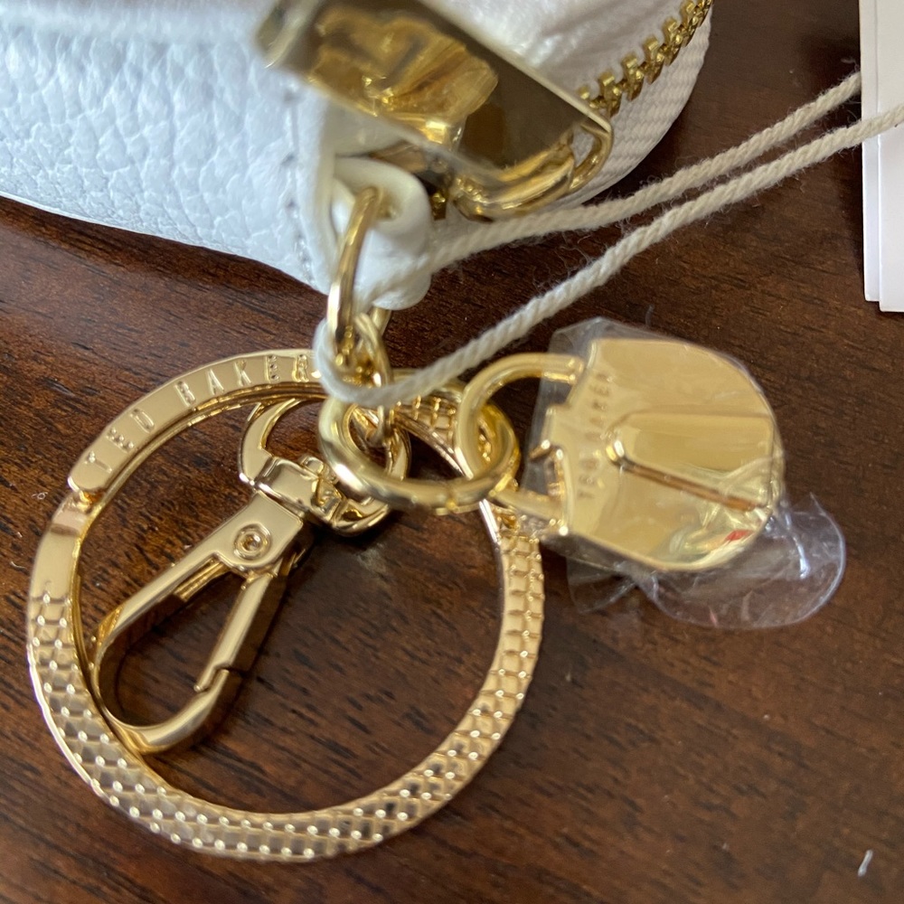 Ted Baker Love Heart Coin Purse - Picture 7 of 8